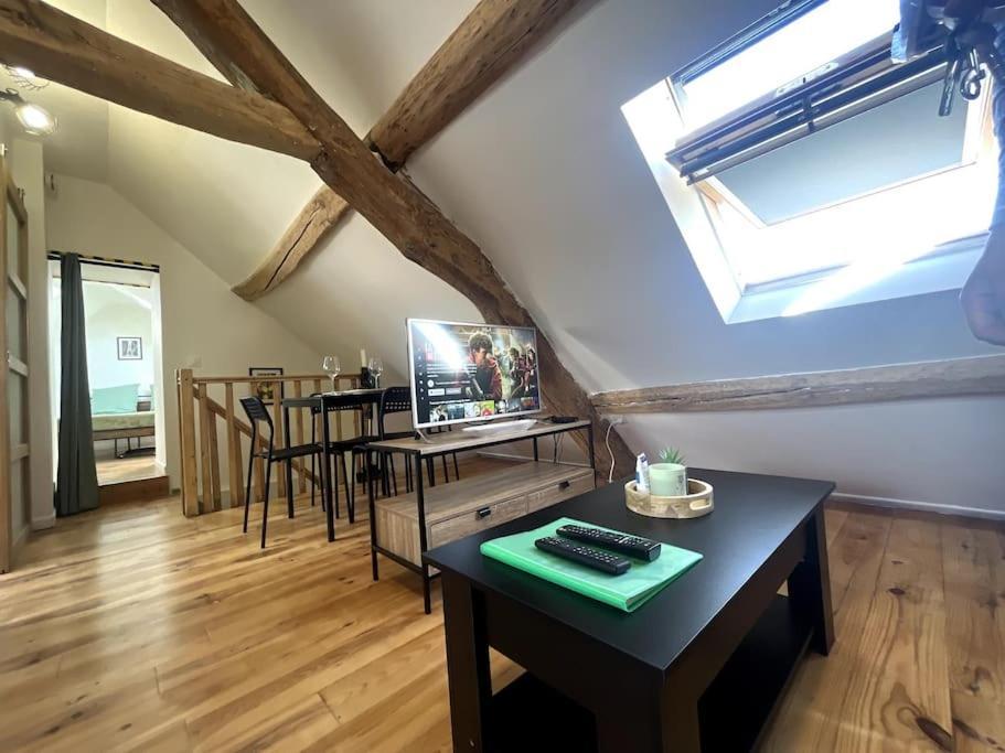 Climber'S Loft With Netflix Lägenhet Montcourt-Fromonville Exteriör bild